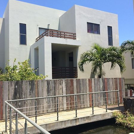 Cute Holiday Apartment In The Heart Of Grand Bay Екстериор снимка