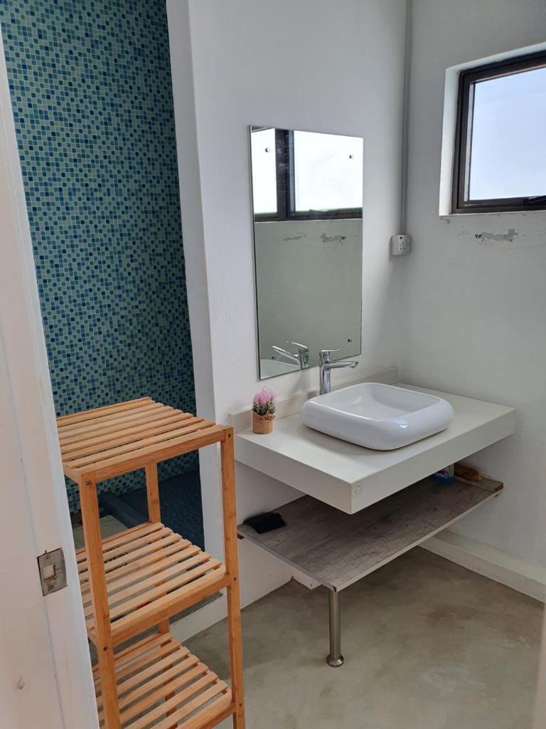Cute Holiday Apartment In The Heart Of Grand Bay Екстериор снимка