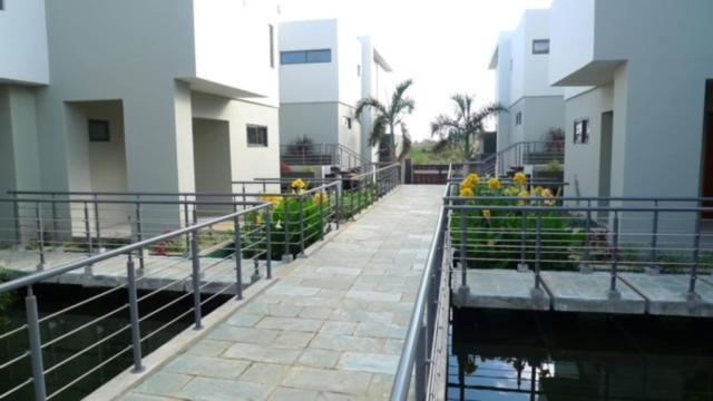 Cute Holiday Apartment In The Heart Of Grand Bay Екстериор снимка